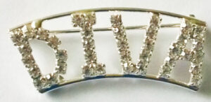 DIVA crystal pin