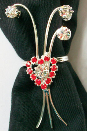 Napkin rings/scarf pin - set of 4